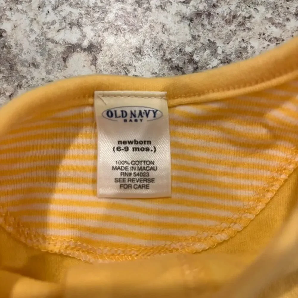 Vintage Y2K Old Navy Baby 6-9M Yellow Sun Embroidered Henley Shirt